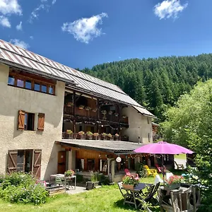 Couette-café Le Viso, Arvieux